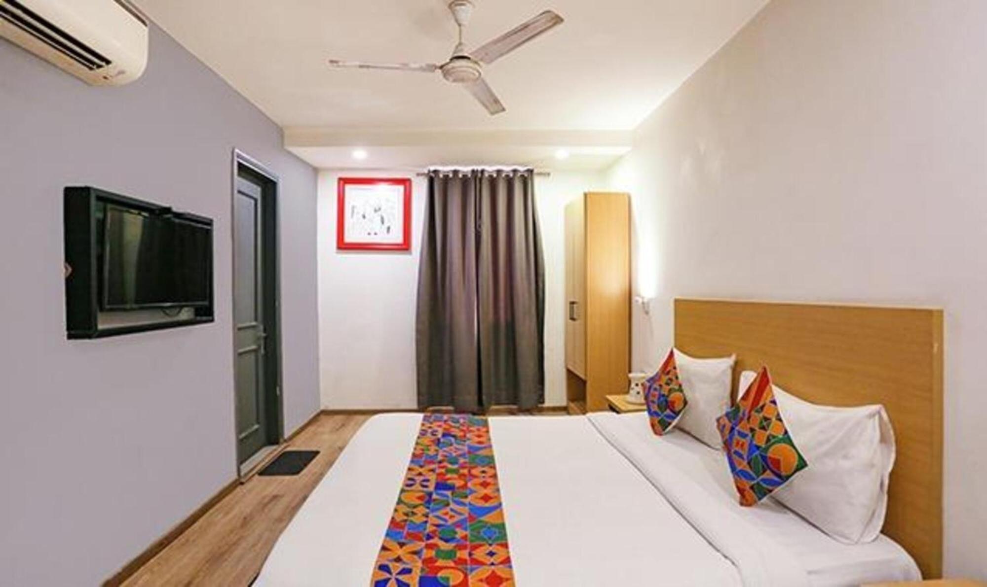 Fabhotel Urban Residency Model Town Νέο Δελχί Εξωτερικό φωτογραφία