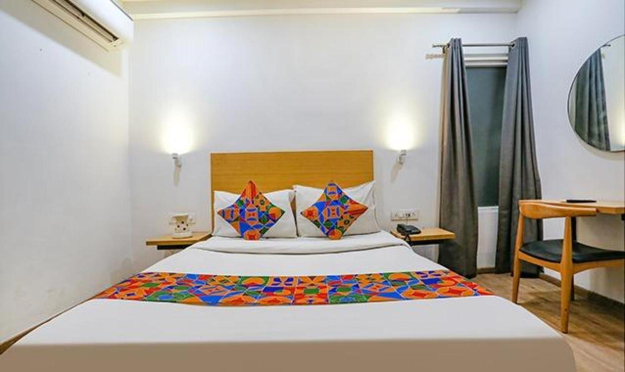 Fabhotel Urban Residency Model Town Νέο Δελχί Εξωτερικό φωτογραφία