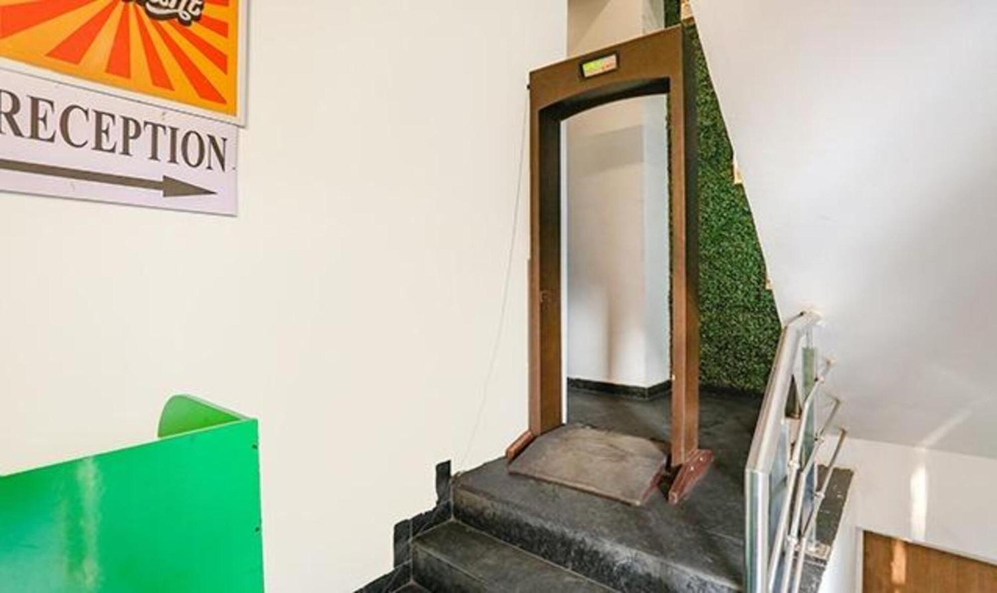 Fabhotel Urban Residency Model Town Νέο Δελχί Εξωτερικό φωτογραφία