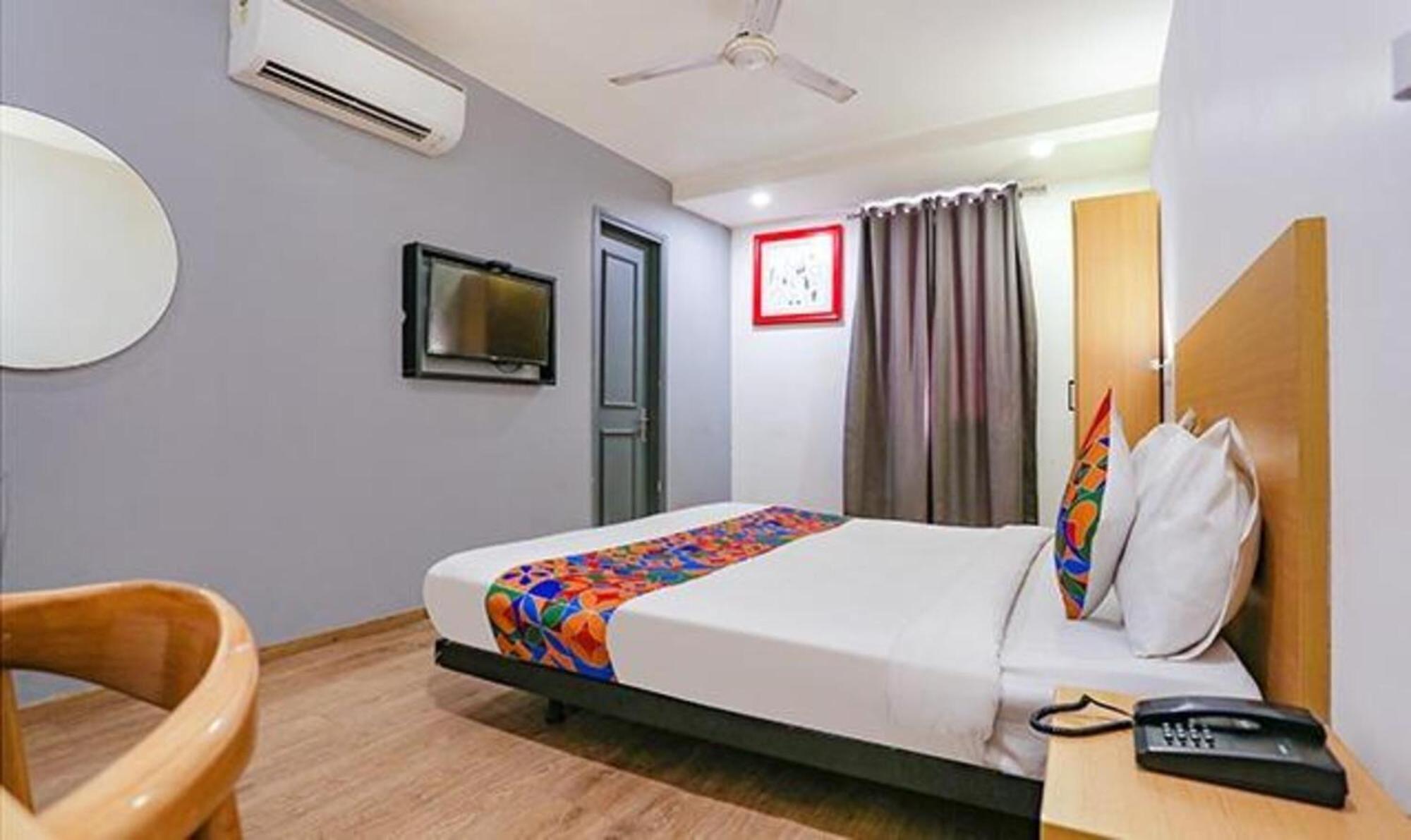 Fabhotel Urban Residency Model Town Νέο Δελχί Εξωτερικό φωτογραφία